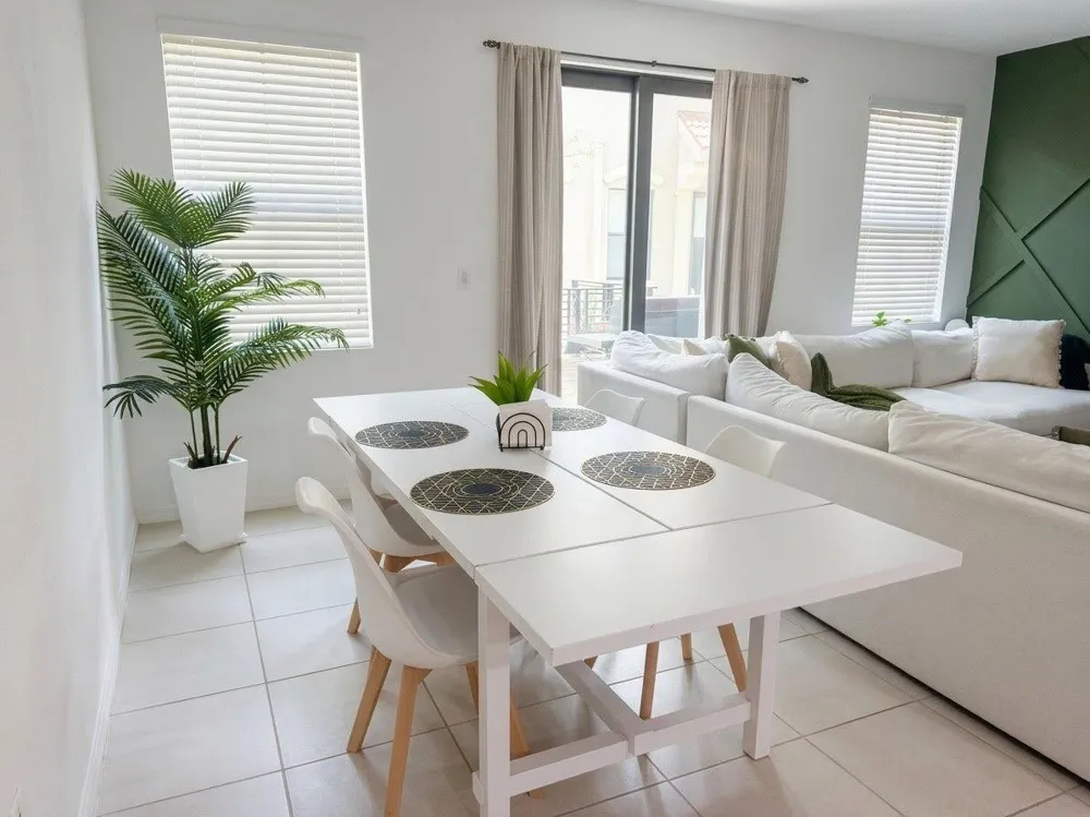 1091 NW 33RD STREET Pompano Beach, FL 33064
