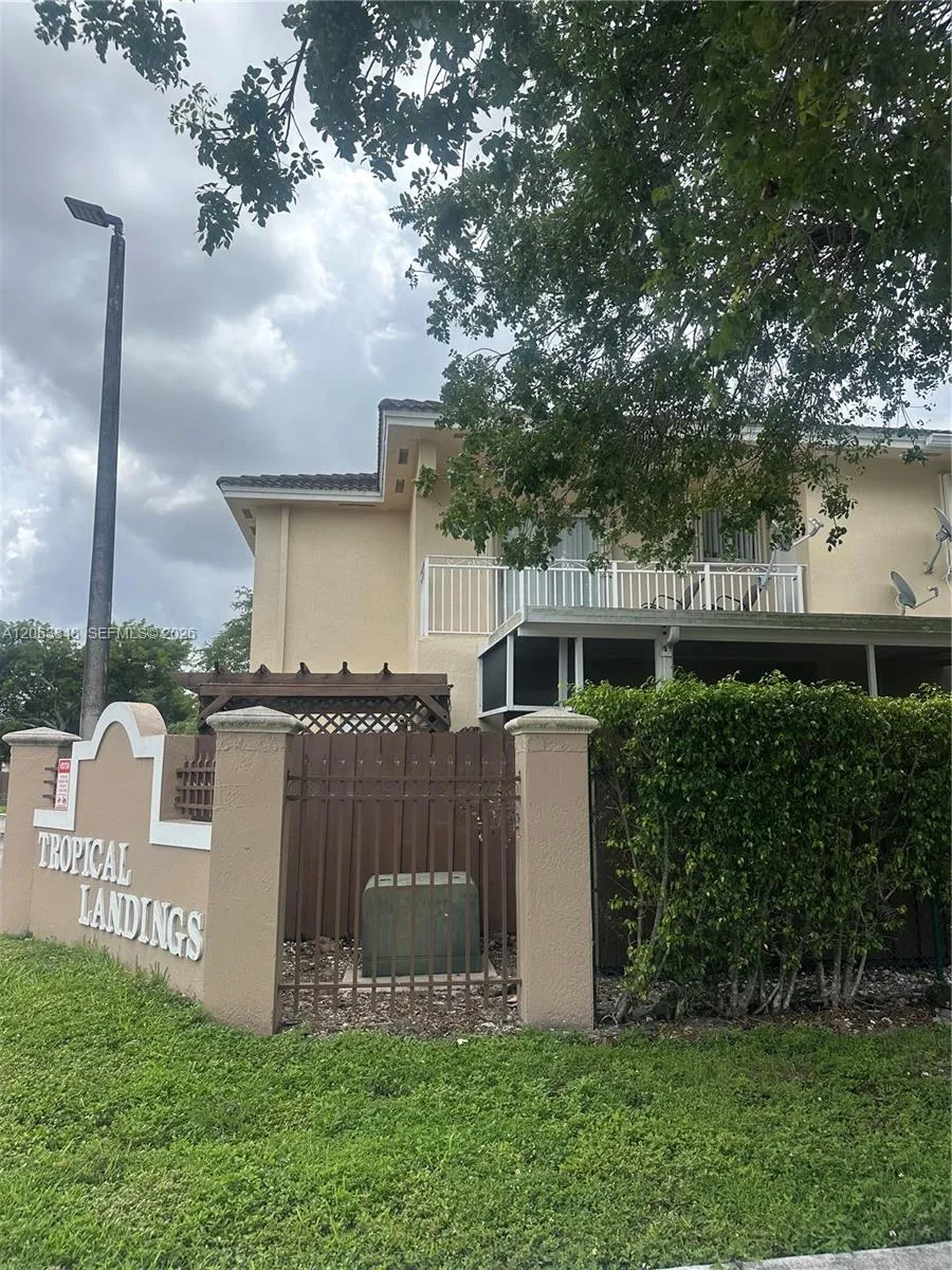 7380 NW 174th Ter #204 Hialeah, FL 33015