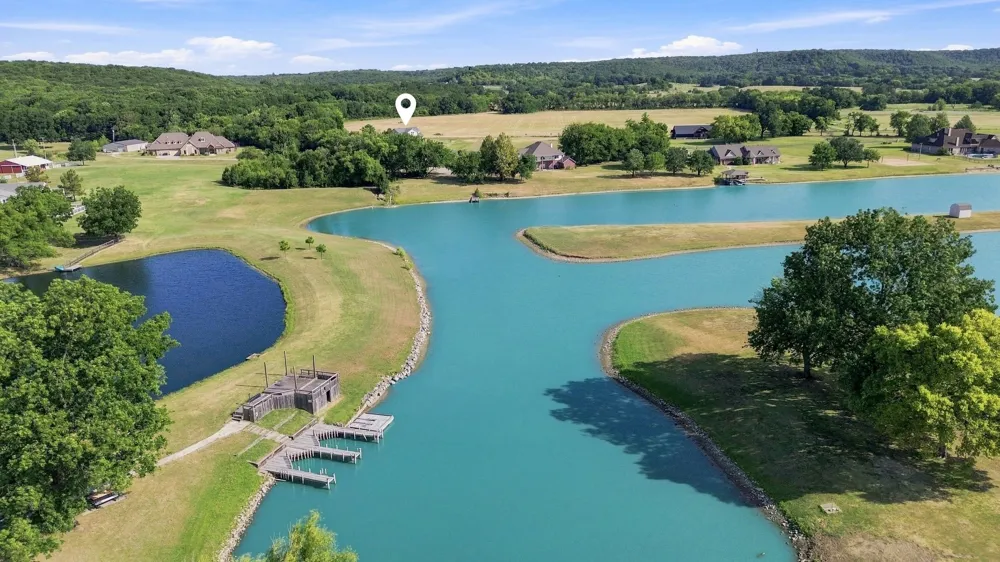 5665 Lakeview Drive Mounds, OK 74047