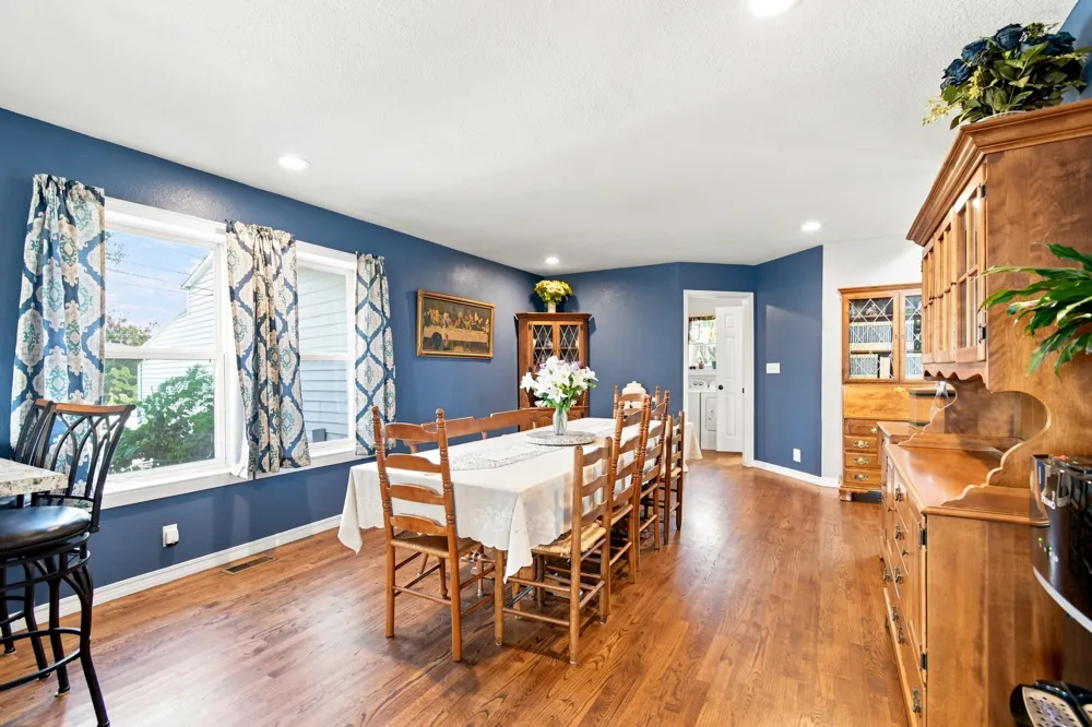 5665 Lakeview Drive Mounds, OK 74047