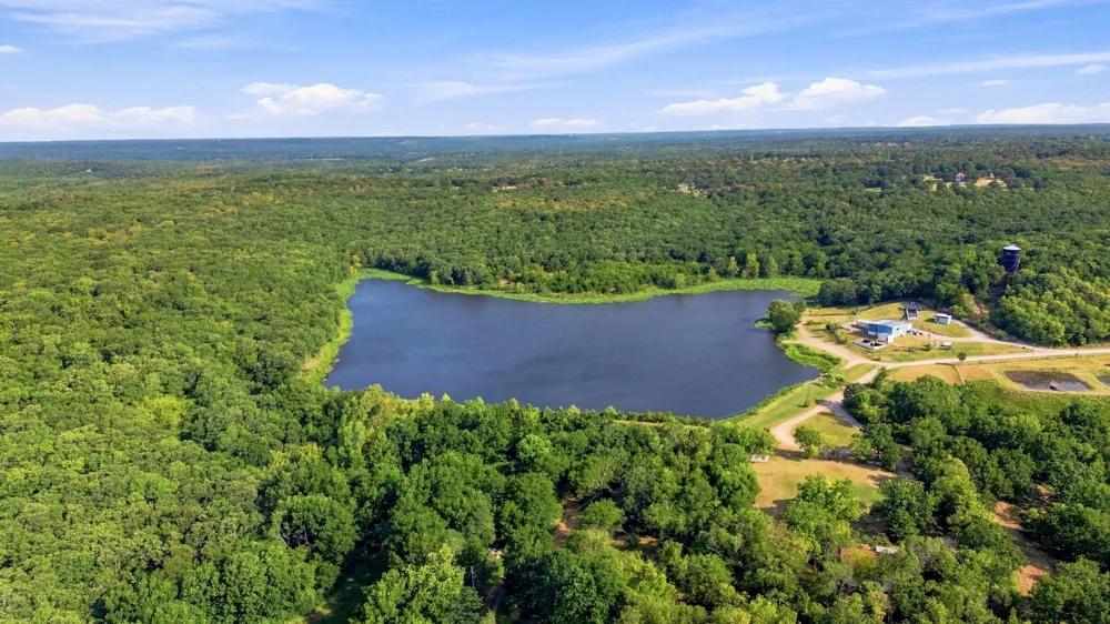 5665 Lakeview Drive Mounds, OK 74047