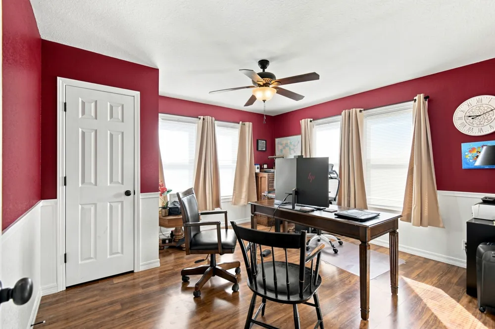 5665 Lakeview Drive Mounds, OK 74047