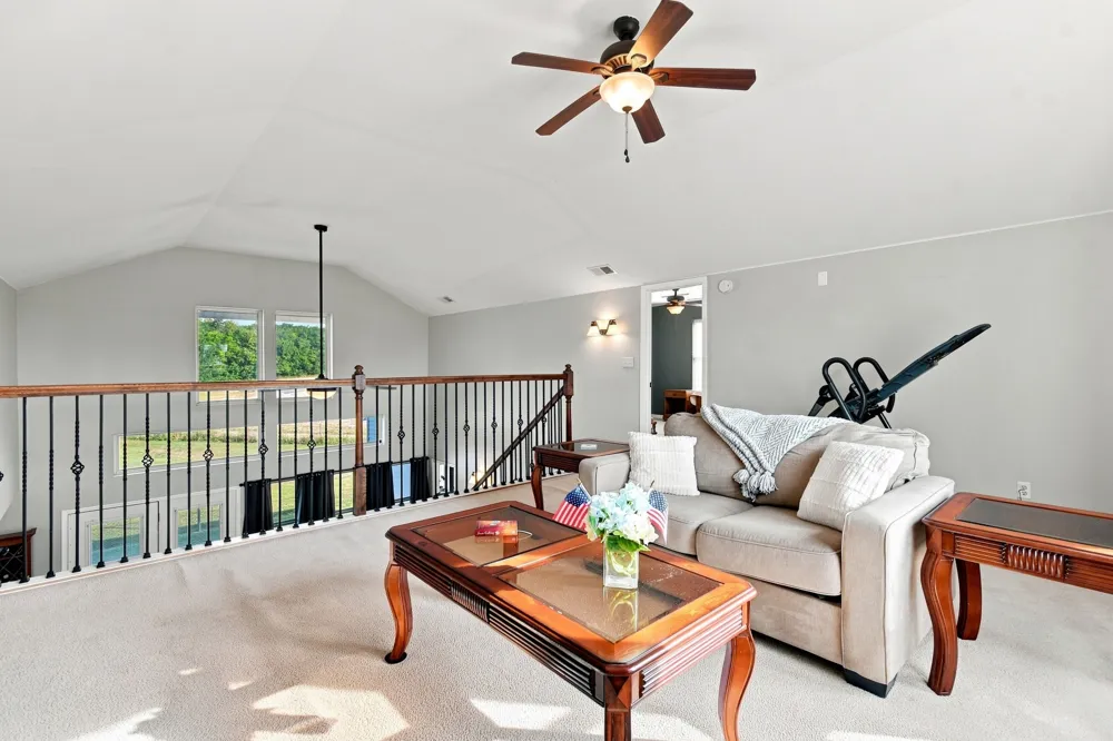 5665 Lakeview Drive Mounds, OK 74047