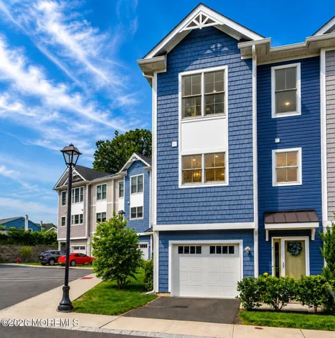 7 Raritan Cove