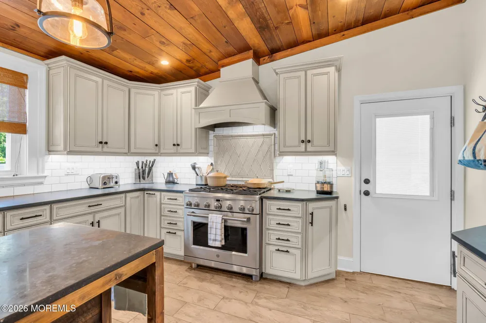 566 Prospect Avenue Spring Lake Heights, NJ 07762