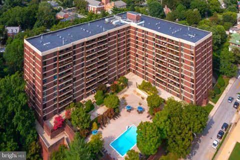 4100 CHARLES STREET #805
