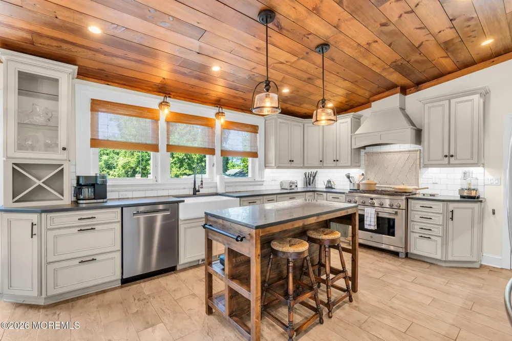566 Prospect Avenue Spring Lake Heights, NJ 07762