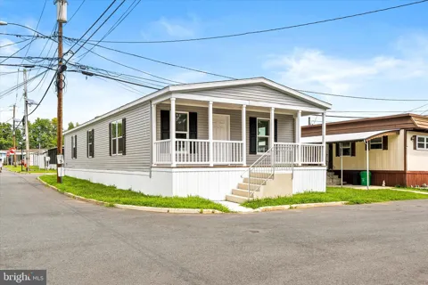 414 WALNUT STREET