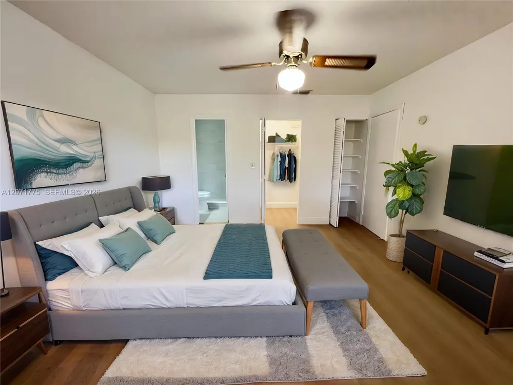 15665 SW 82nd Cir Ln #4-6 Miami, FL 33193