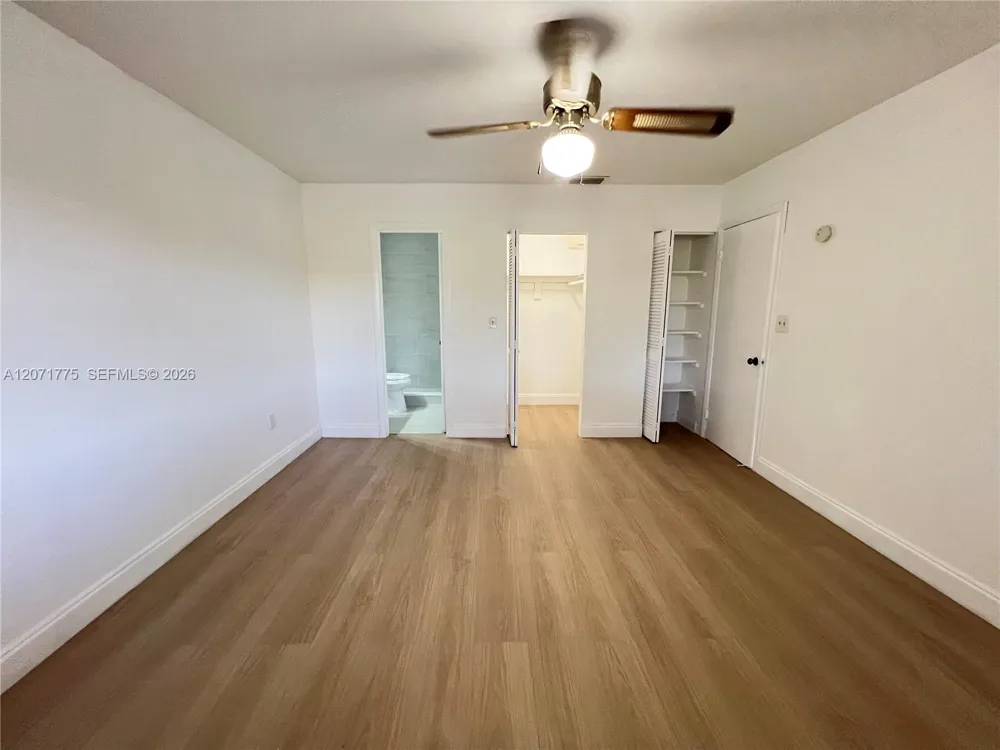 15665 SW 82nd Cir Ln #4-6 Miami, FL 33193