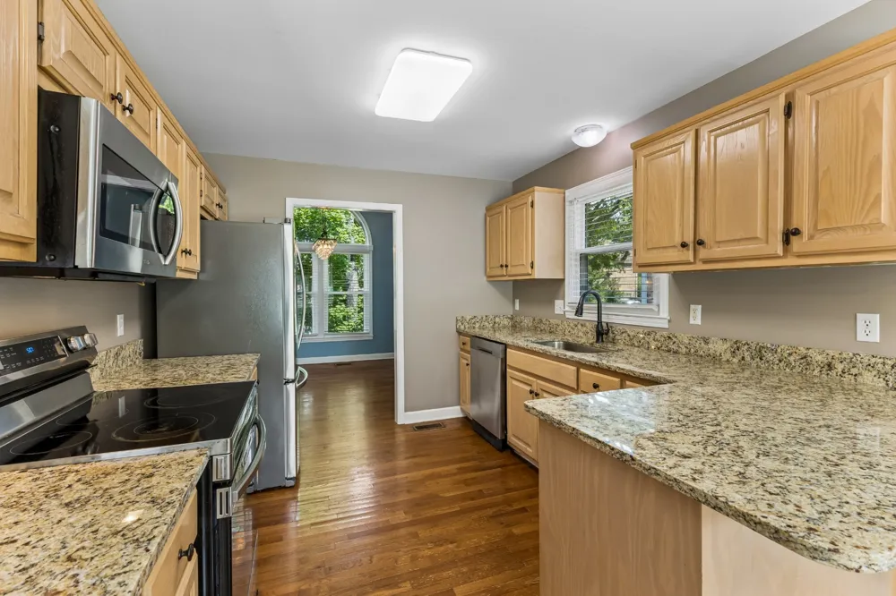 5301 Mast Pt Hermitage, TN 37076