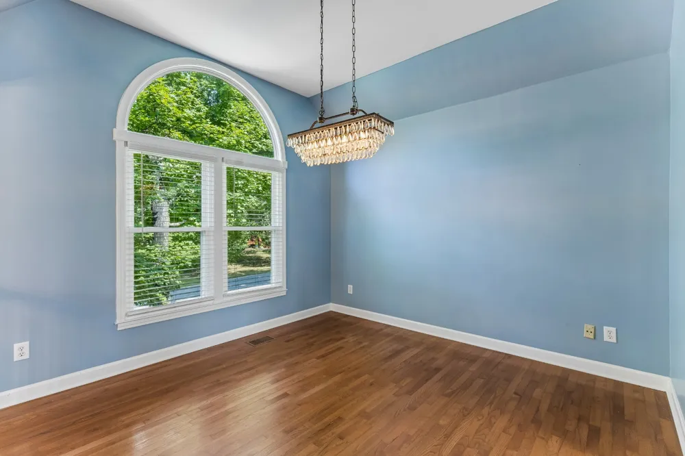5301 Mast Pt Hermitage, TN 37076