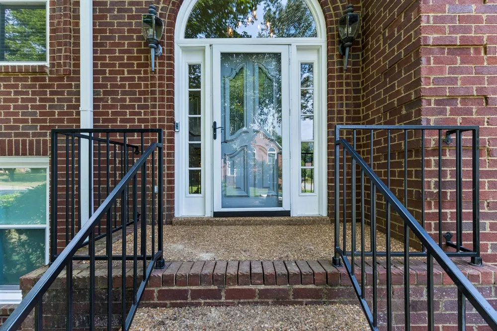 5301 Mast Pt Hermitage, TN 37076