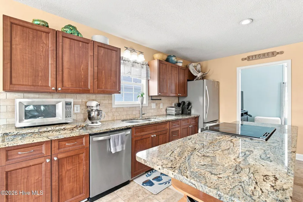 930 Riptide Lane Carolina Beach, NC 28428