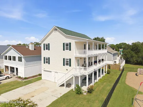 930 Riptide Lane