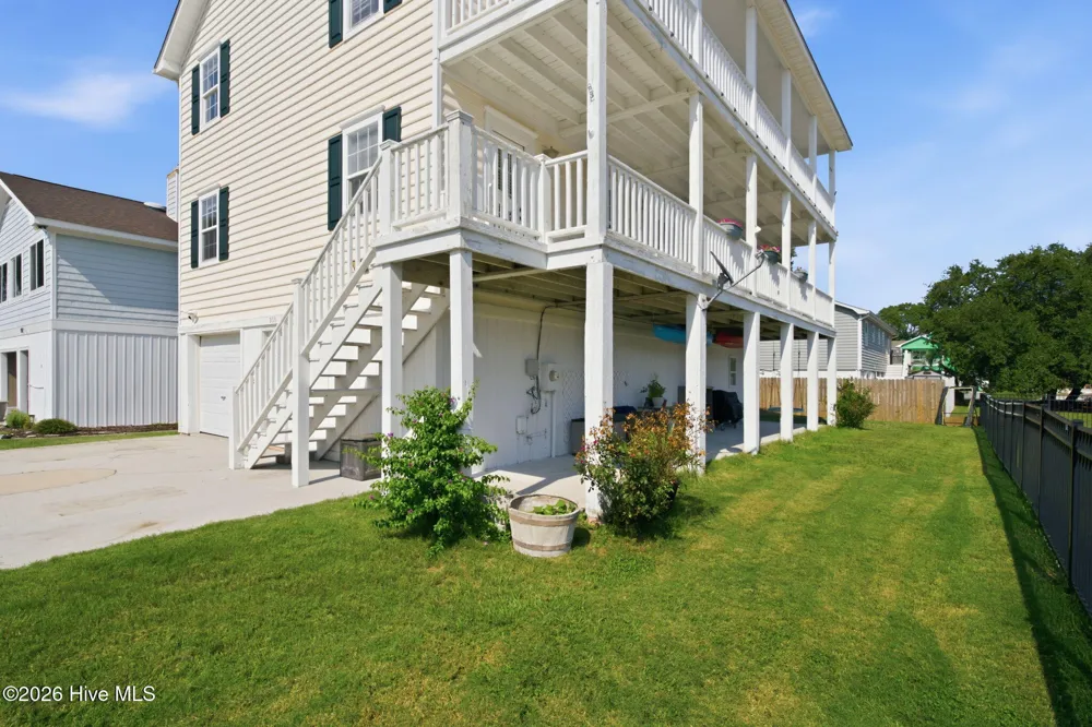 930 Riptide Lane Carolina Beach, NC 28428