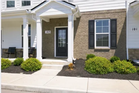 103 Grayson Circle