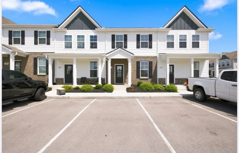 103 Grayson Circle Chapel Hill, TN 37034