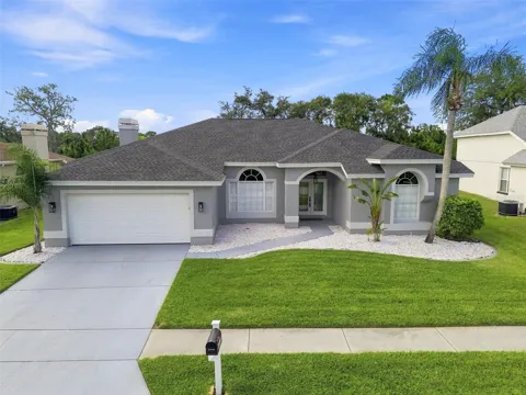 8818 POE DRIVE