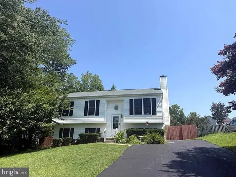 11512 WOODLAND VIEW DRIVE