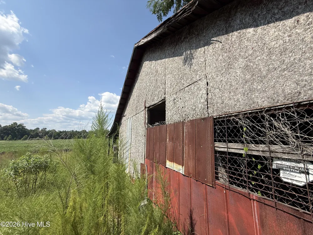 2740 Nc 71 Highway Maxton, NC 28364