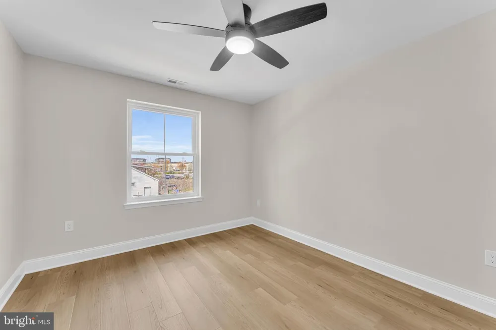 238 LANDING ROAD Clarksboro, NJ 08020