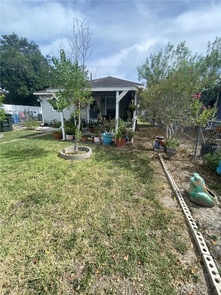 502 Gardenia Street Alice, TX 78332
