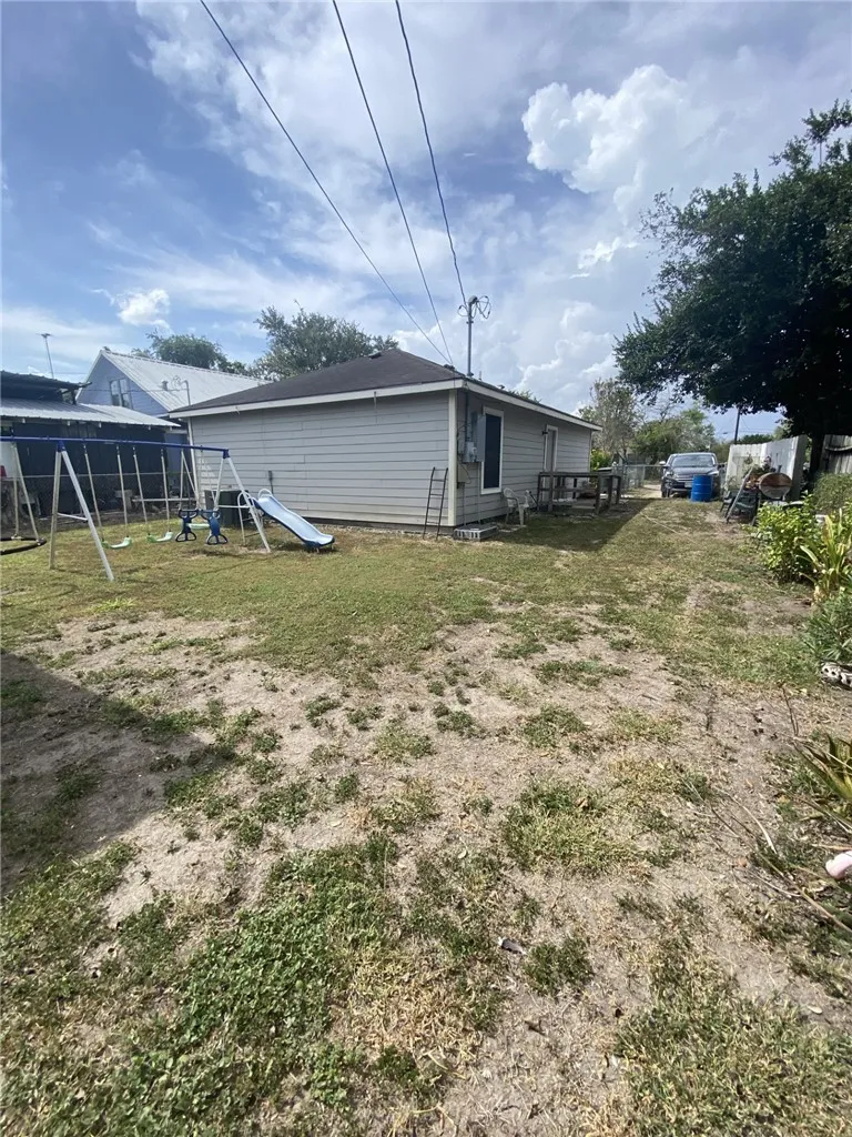 502 Gardenia Street Alice, TX 78332