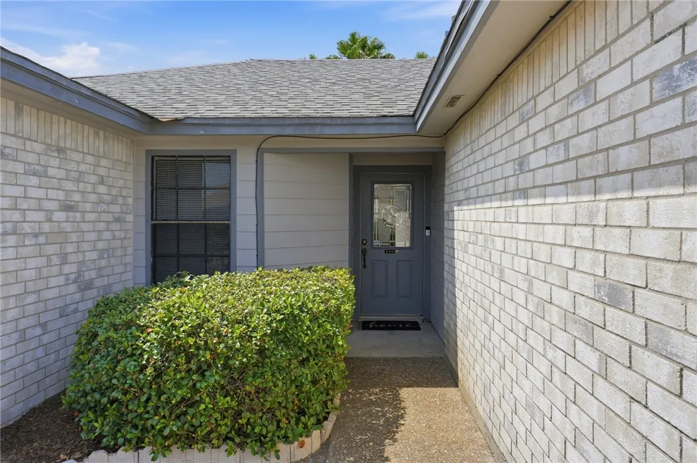 13957 Mainsail Street Corpus Christi, TX 78418