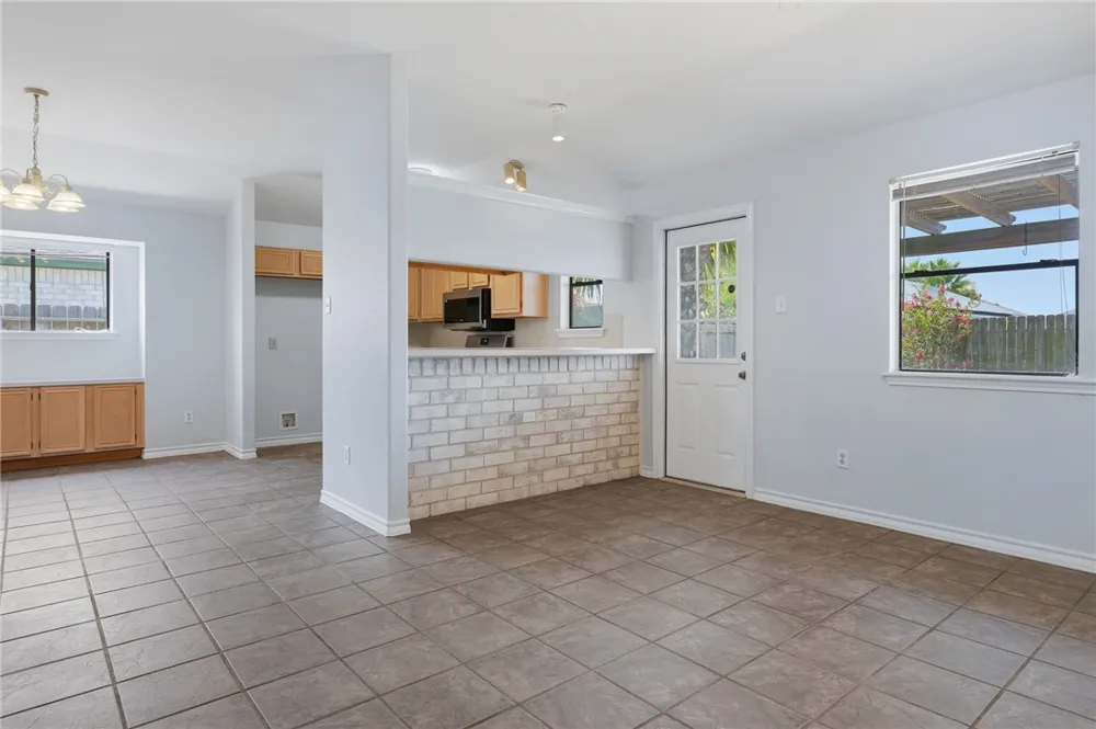 13957 Mainsail Street Corpus Christi, TX 78418