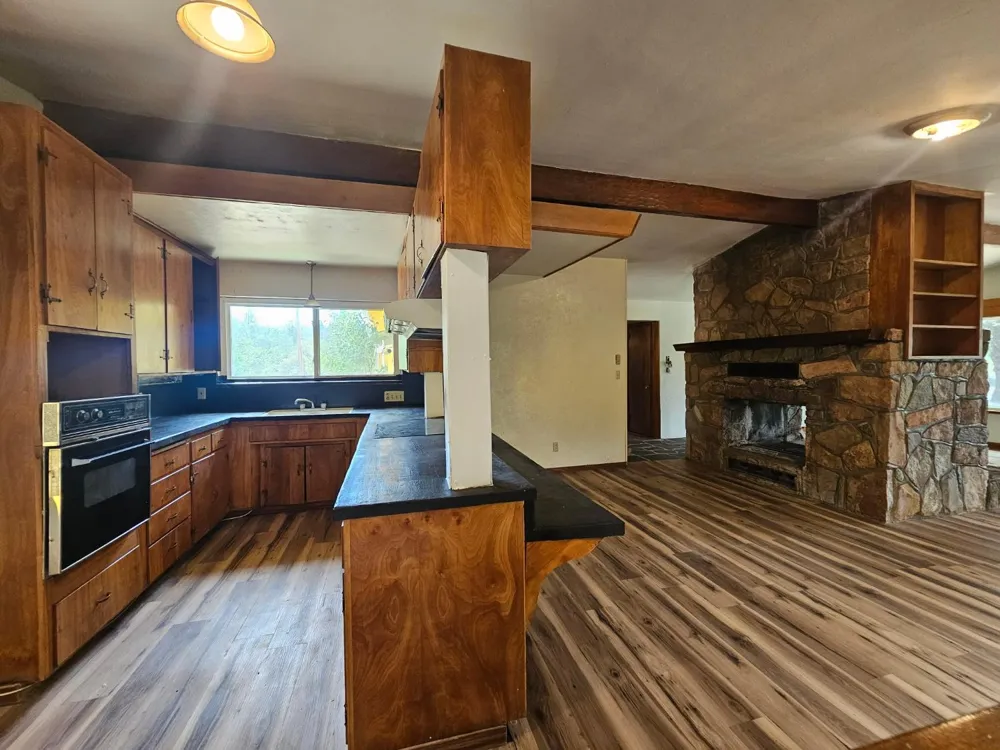 51711 S Ponderosa Way Oakhurst, CA 93644