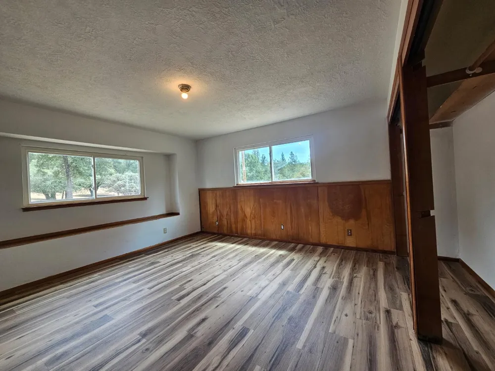 51711 S Ponderosa Way Oakhurst, CA 93644