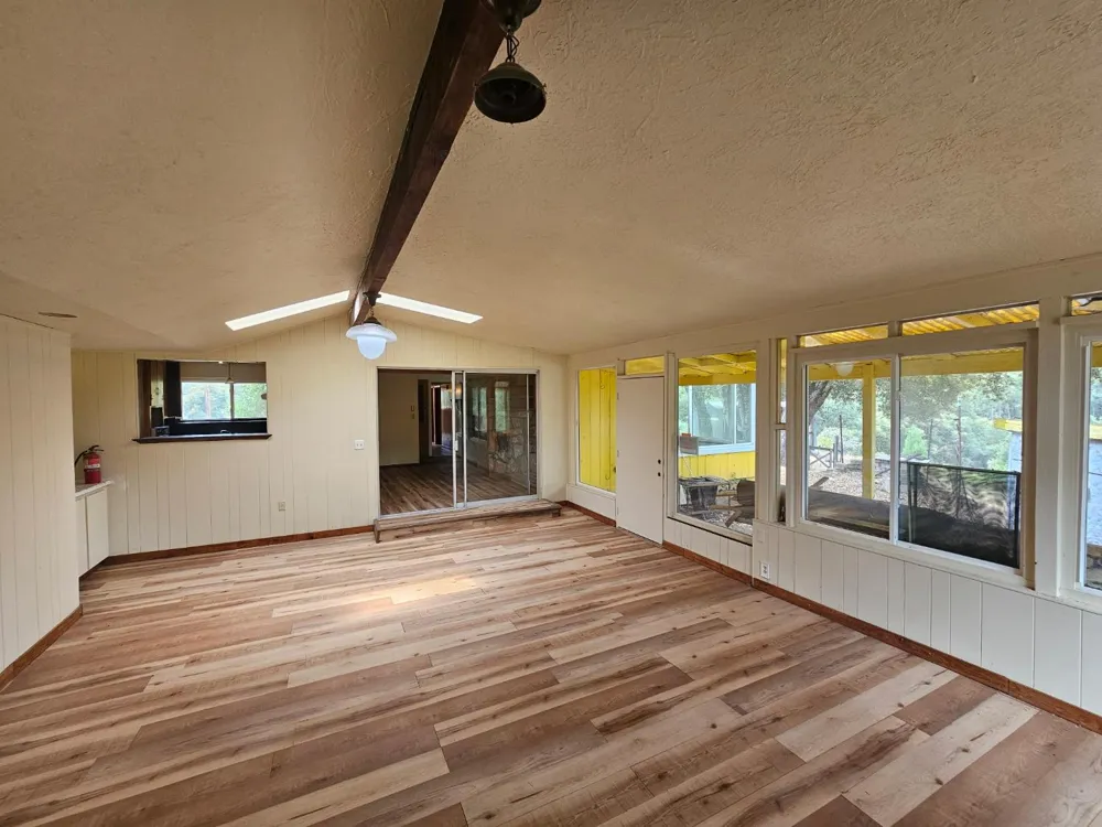 51711 S Ponderosa Way Oakhurst, CA 93644