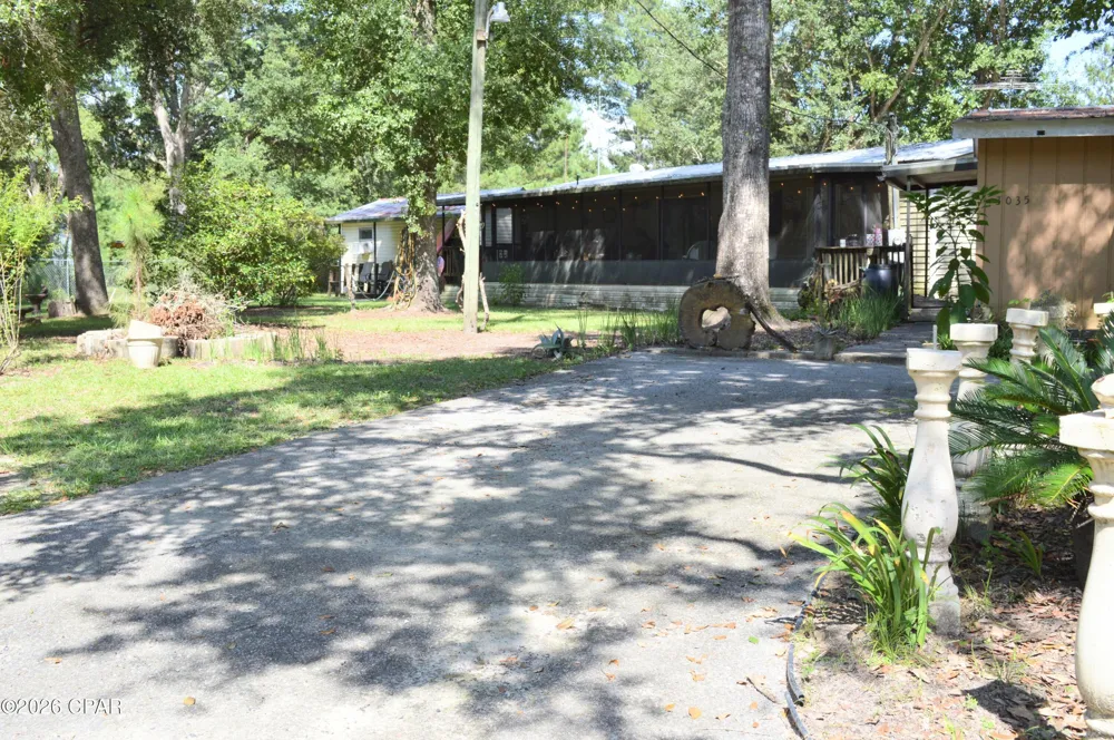 3035 Culpepper Lane Vernon, FL 32462