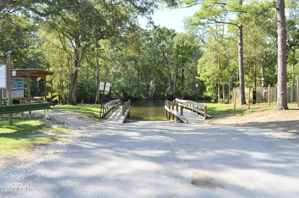 3035 Culpepper Lane Vernon, FL 32462
