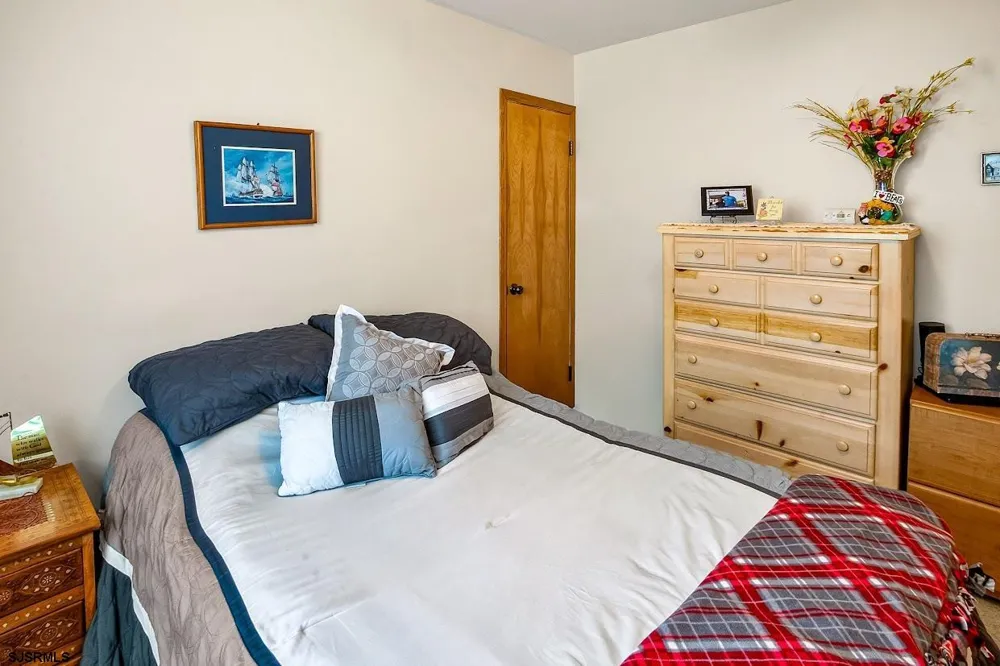 16 Haddon Ave Northfield, NJ 08225