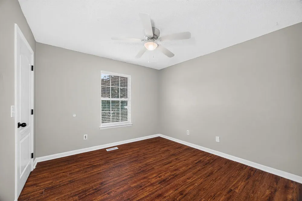 908 Clay Hill Drive Soddy Daisy, TN 37379