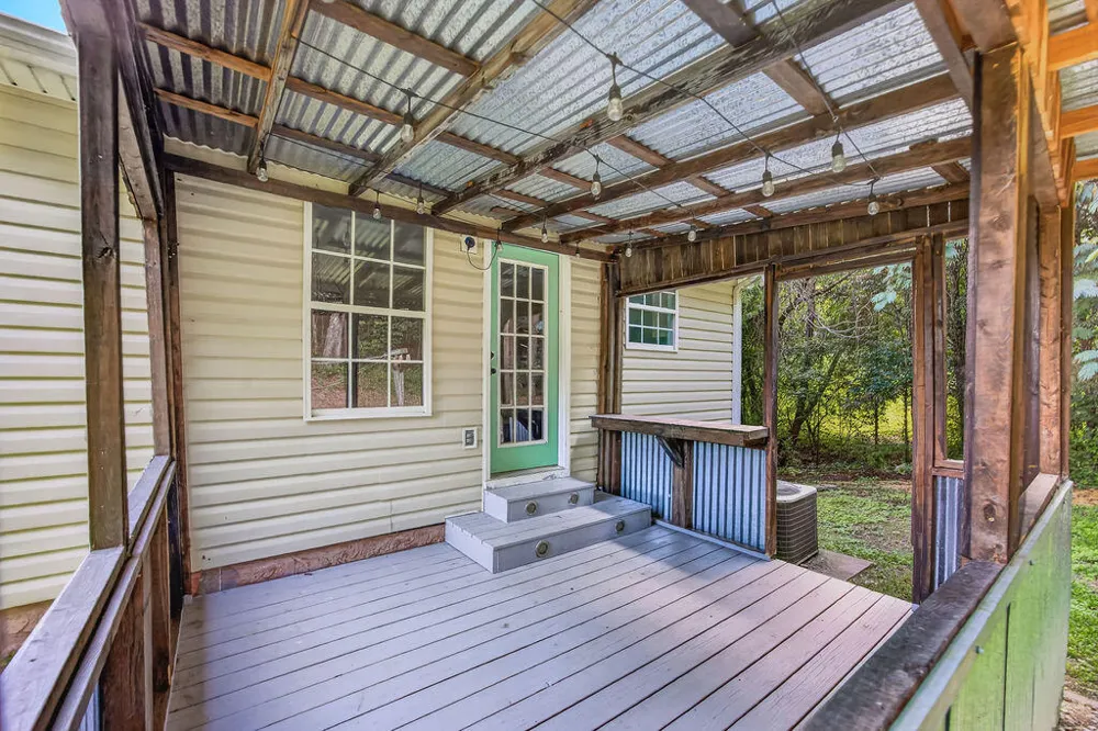 908 Clay Hill Drive Soddy Daisy, TN 37379