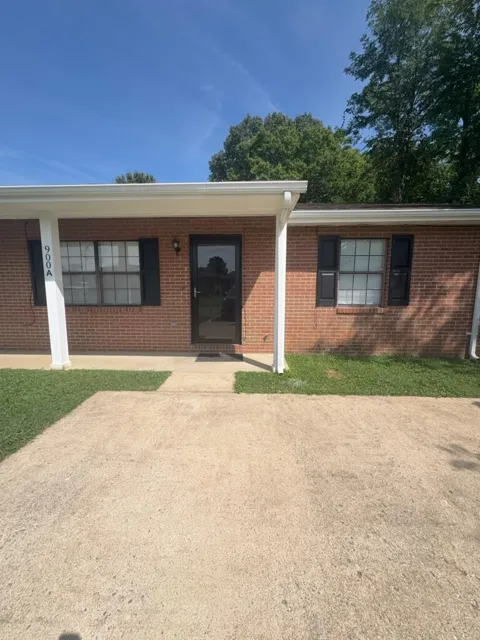 900 Peppermill Road