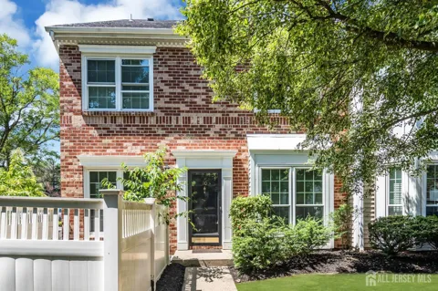 10 Brighton Way