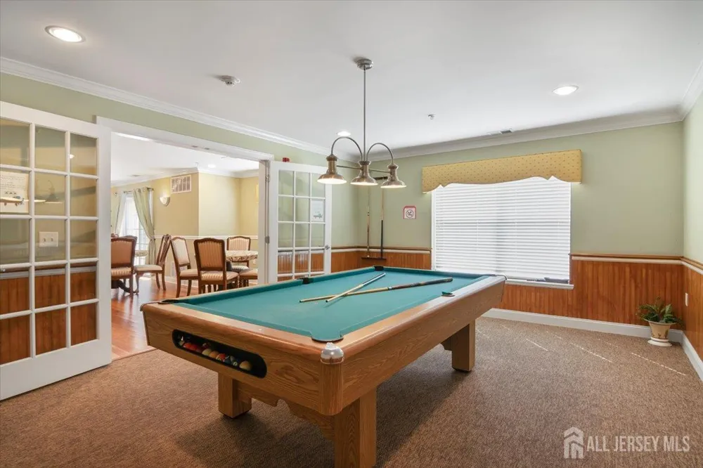111 Liddle Avenue Edison, NJ 08837