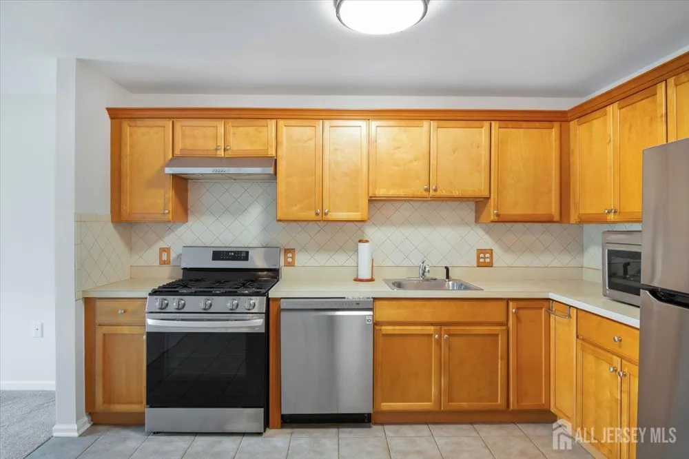 111 Liddle Avenue Edison, NJ 08837