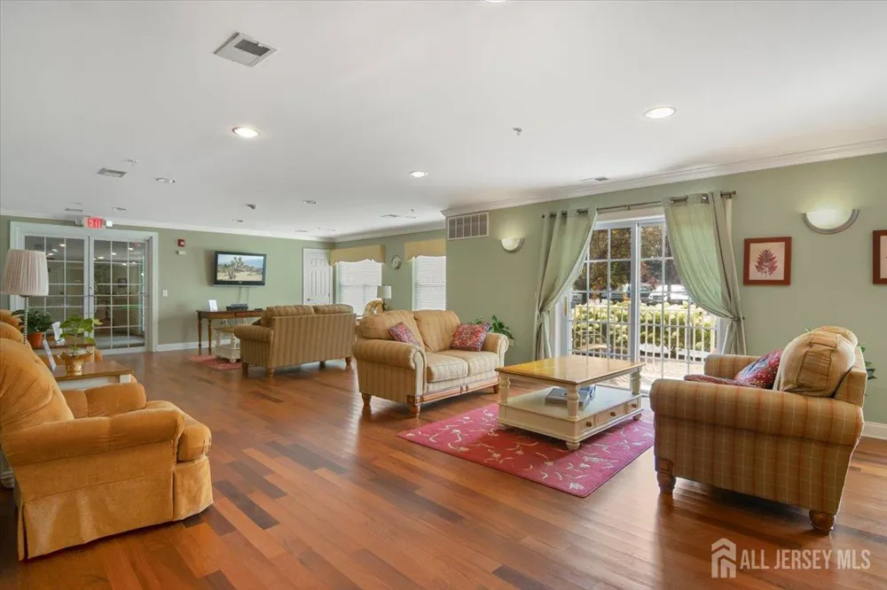 111 Liddle Avenue Edison, NJ 08837