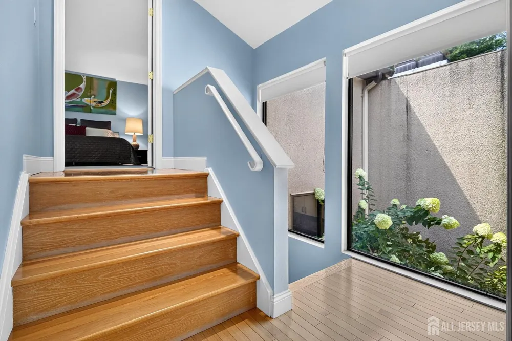 167 Sayre Drive Plainsboro, NJ 08540