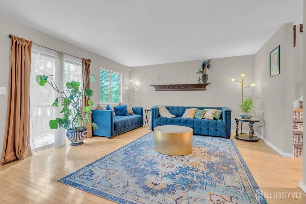 23 Krenkel Court Flemington, NJ 08822