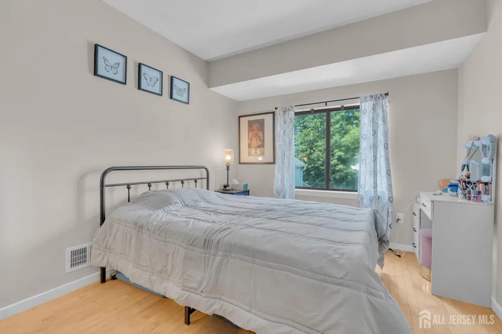 23 Krenkel Court Flemington, NJ 08822