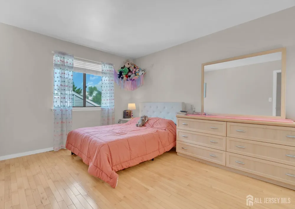 23 Krenkel Court Flemington, NJ 08822