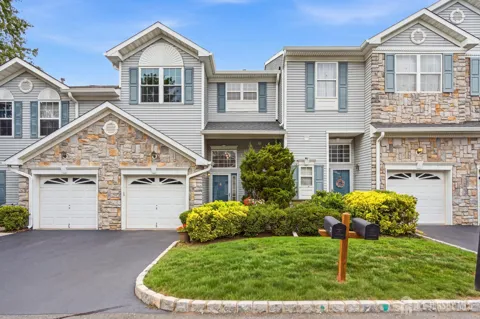 8 Rondell Lane