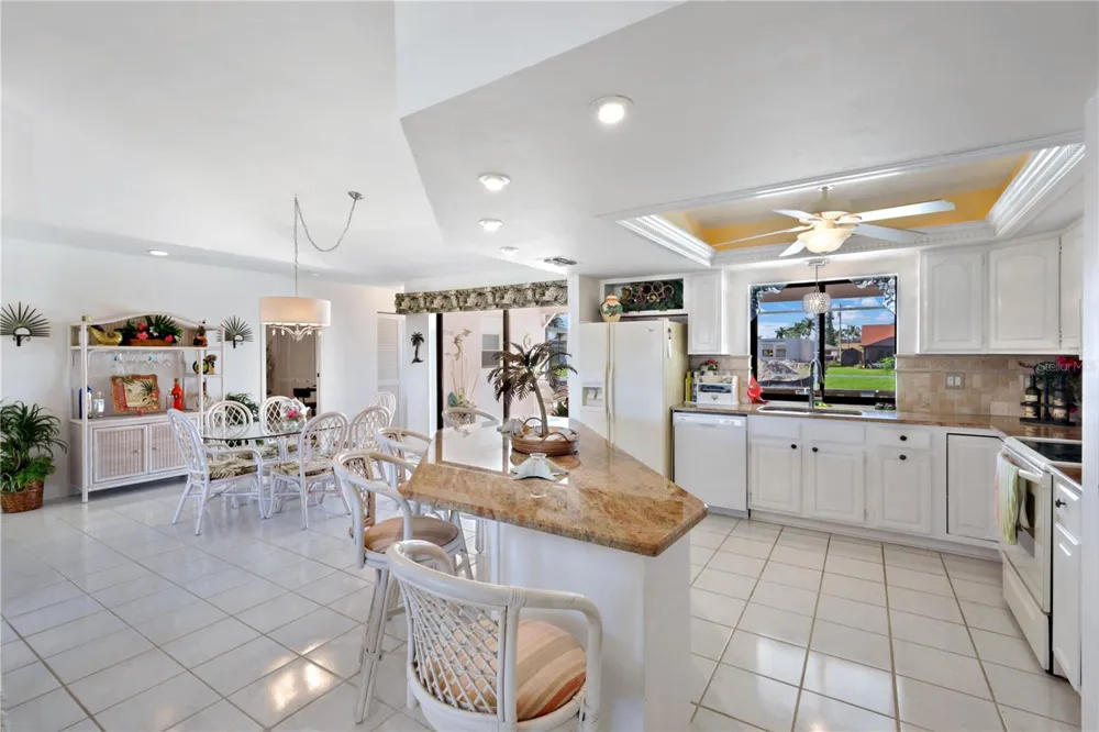 212 KAMAL PARKWAY Cape Coral, FL 33904