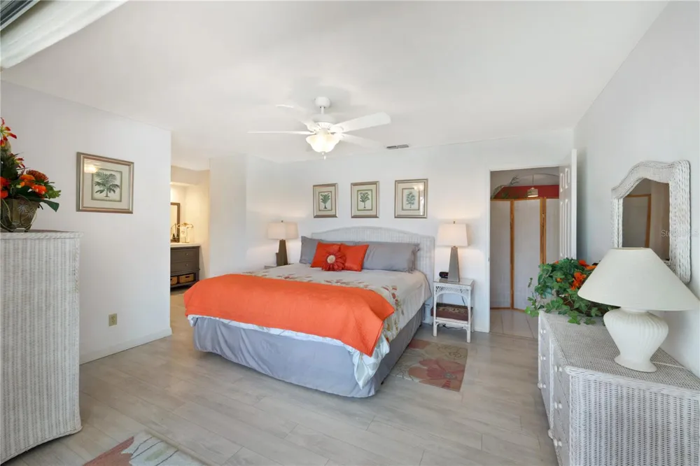 212 KAMAL PARKWAY Cape Coral, FL 33904